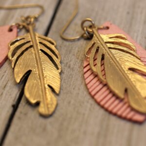 Leather Feathered Earrings – Light Pink Leather