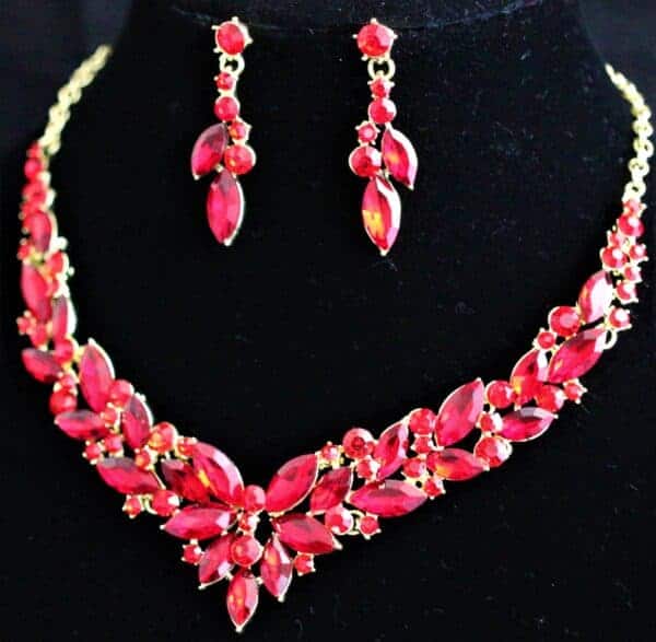 Formal Red Crystal Necklace w/Earrings